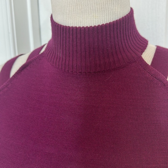*Crave Fame* Cold Shoulder Thin Sweater Plum Colored Size S Never worn! - Picture 7 of 12